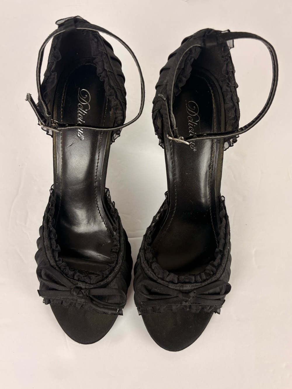 Delicious Open Toe Lace Bow Slip On Kitten Heels in Black - Picture 3 of 10